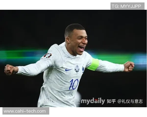 法国国家队姆巴佩球星卡实况足球全新体验与玩家攻略分析