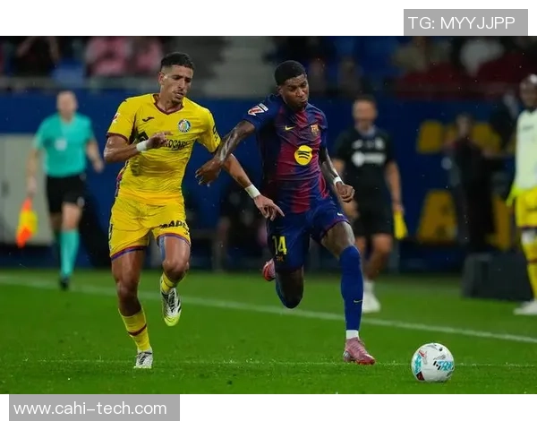 巴萨足球俱乐部与其他豪门交换球星背后的战略与影响分析